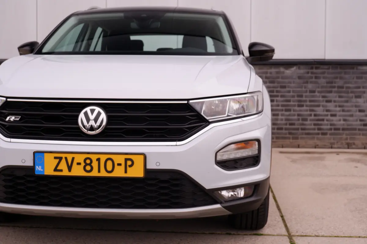 1.0 TSI Style Business | Adaptive Cruise | Climate | Carplay | DAB | Navi