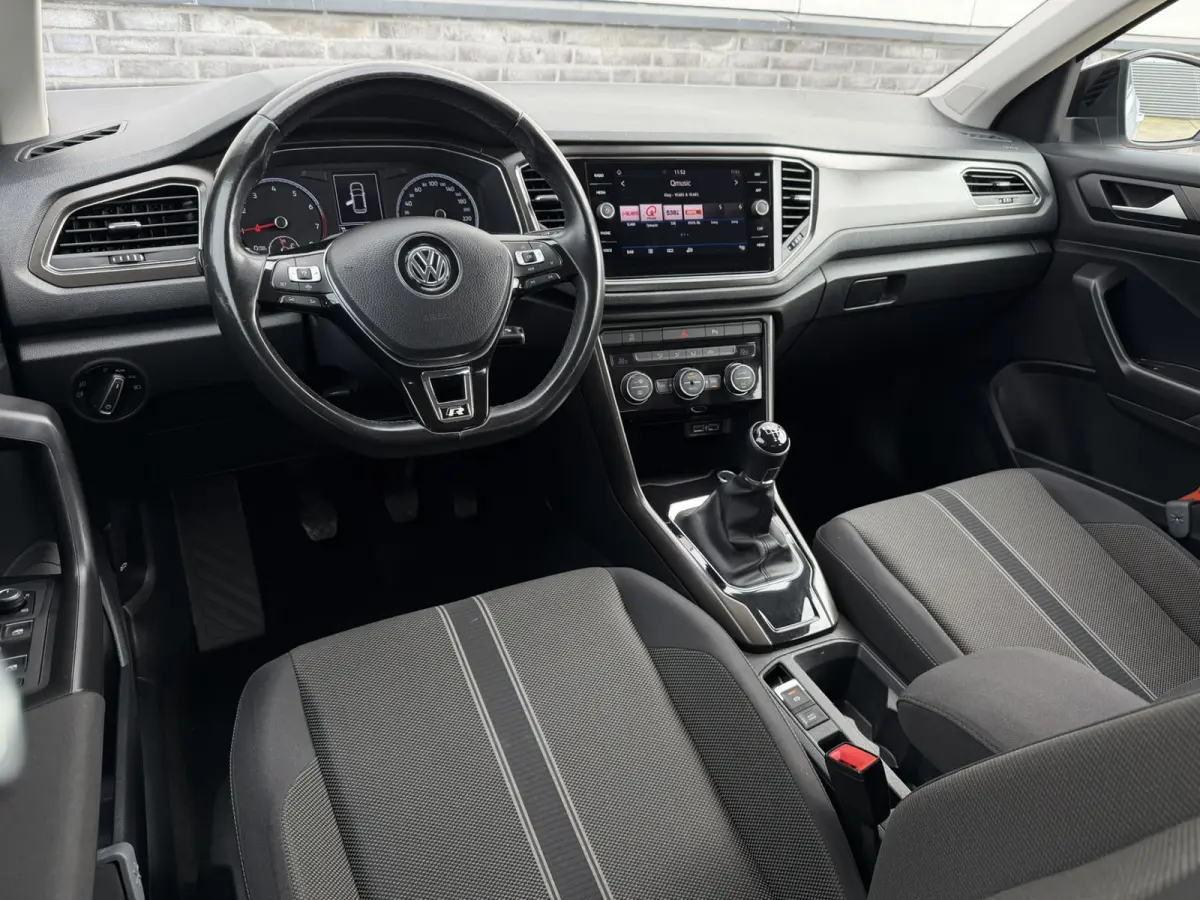 1.0 TSI Style Business | Adaptive Cruise | Climate | Carplay | DAB | Navi