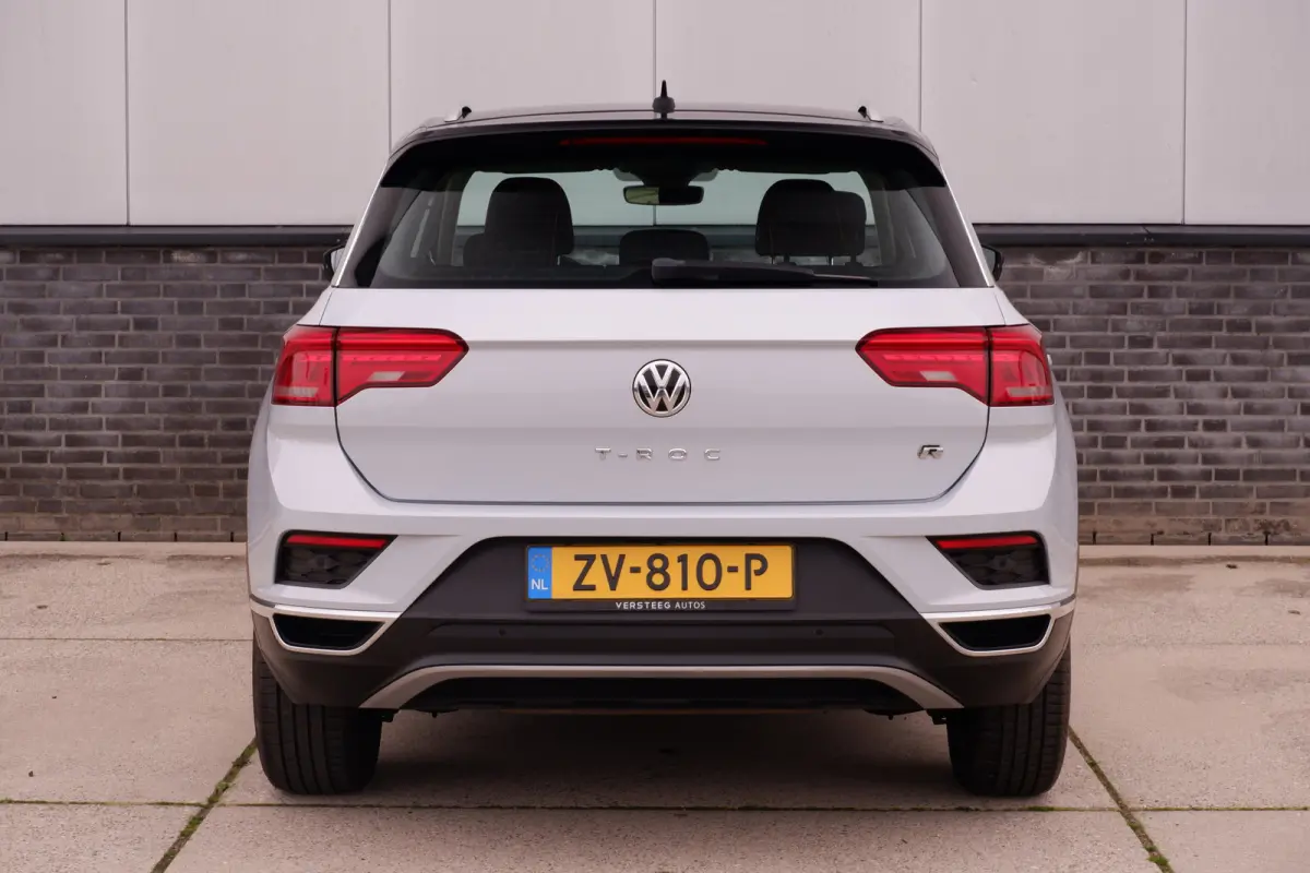 1.0 TSI Style Business | Adaptive Cruise | Climate | Carplay | DAB | Navi