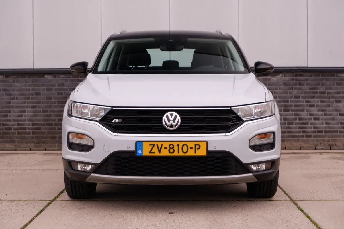 1.0 TSI Style Business | Adaptive Cruise | Climate | Carplay | DAB | Navi