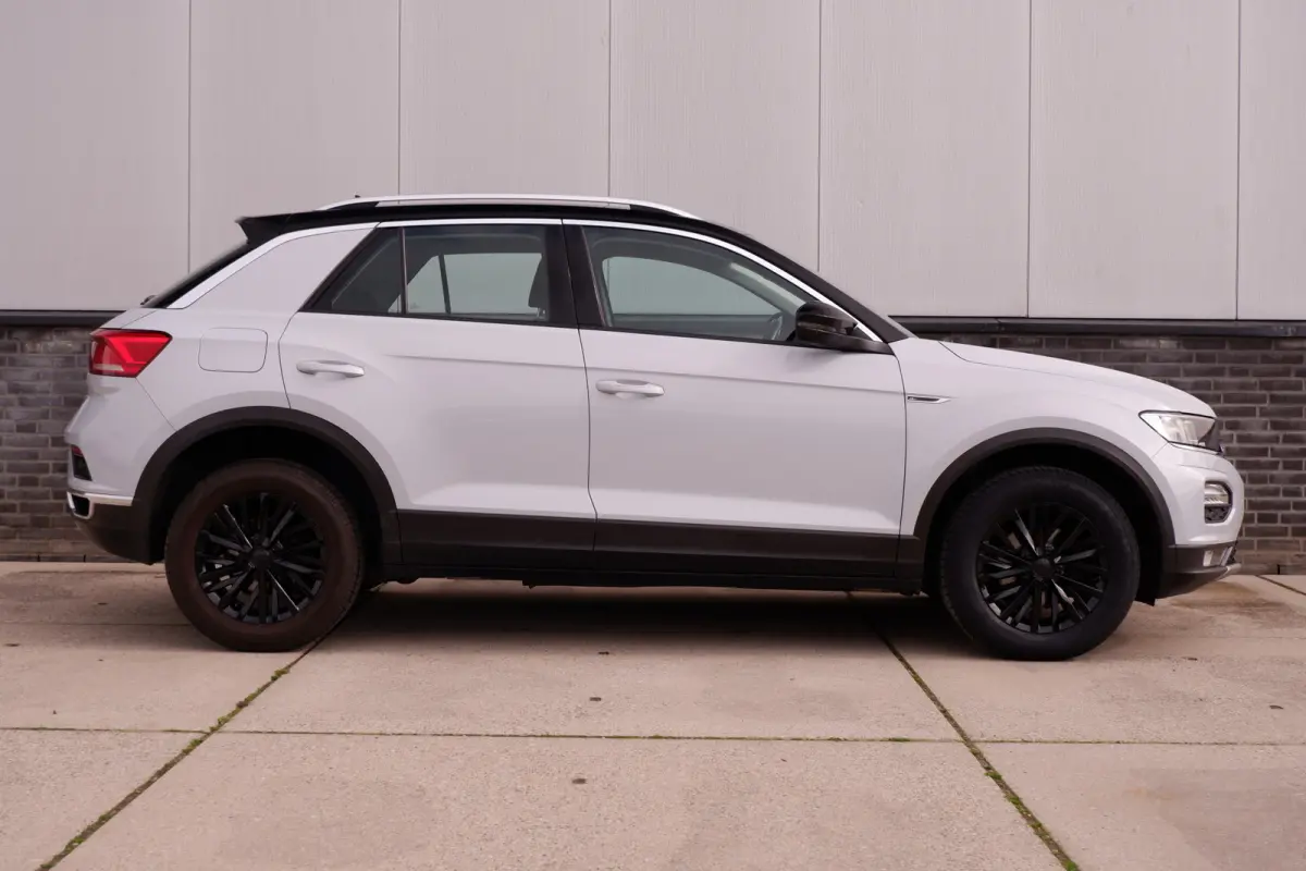 1.0 TSI Style Business | Adaptive Cruise | Climate | Carplay | DAB | Navi