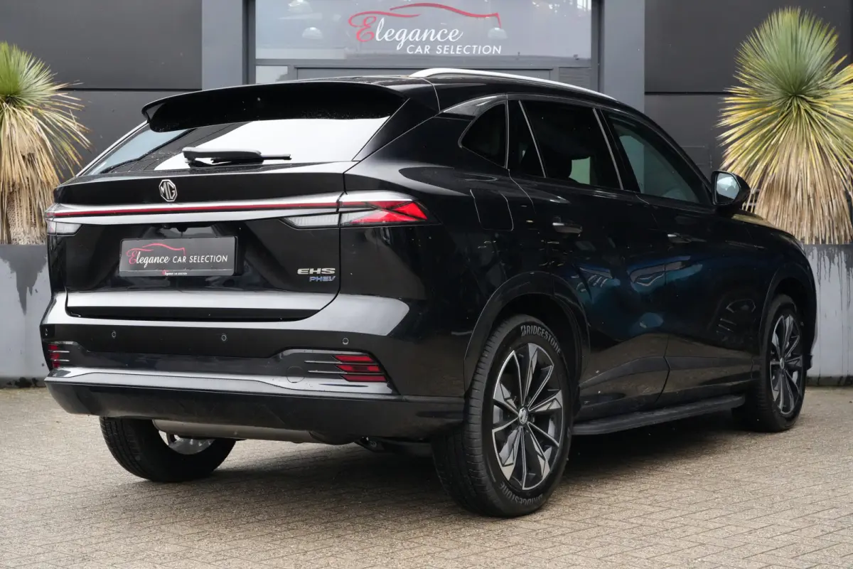 1.5 Plug-in Hybrid Luxury | 272 PK | Navigatie | 360° Camera | Stoelverwarming | Keyless | MG HS PHEV 1.5 Plug-in Hybrid Luxury 272 PK met plug-in hybride aandrijving, lederen bekleding, na