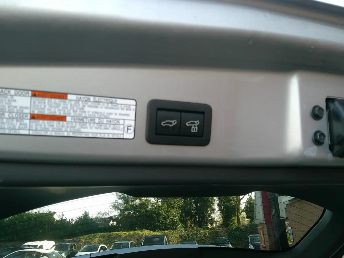 Hybrid 140 Dynamic