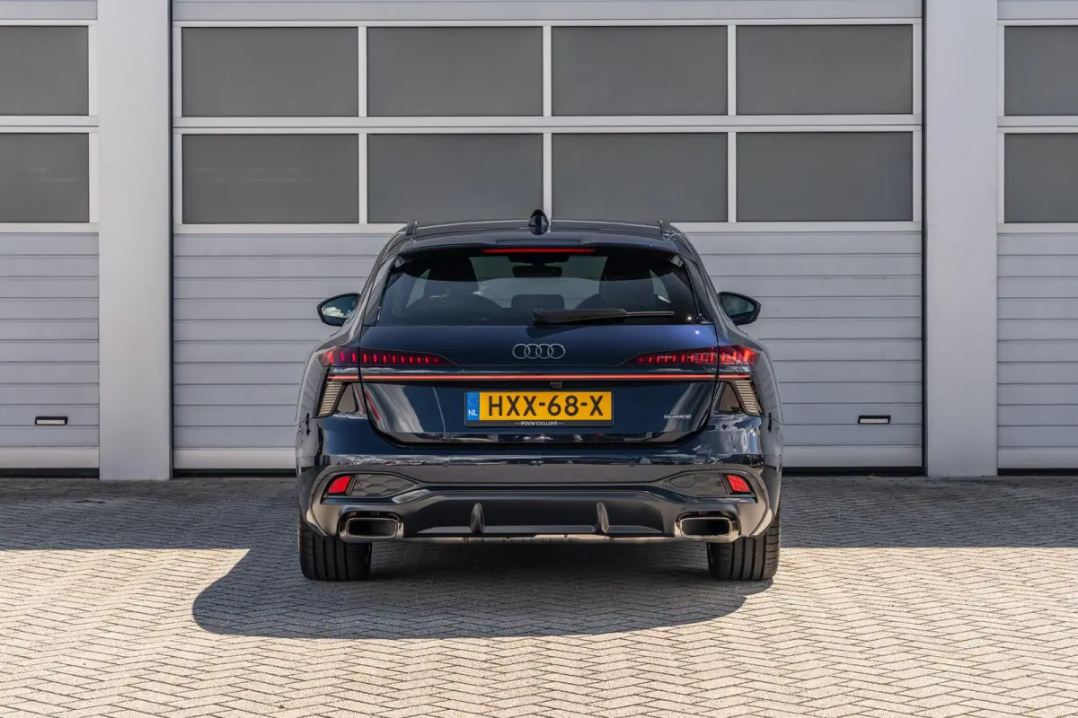 2.0 e-hybrid 367pk Quattro S-Line Competition | Luchtvering | Trekhaak | Vierwielbesturing