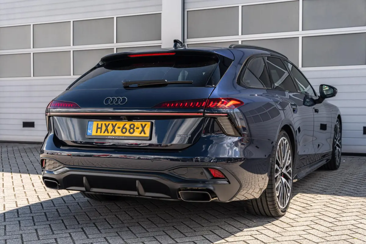 2.0 e-hybrid 367pk Quattro S-Line Competition | Luchtvering | Trekhaak | Vierwielbesturing