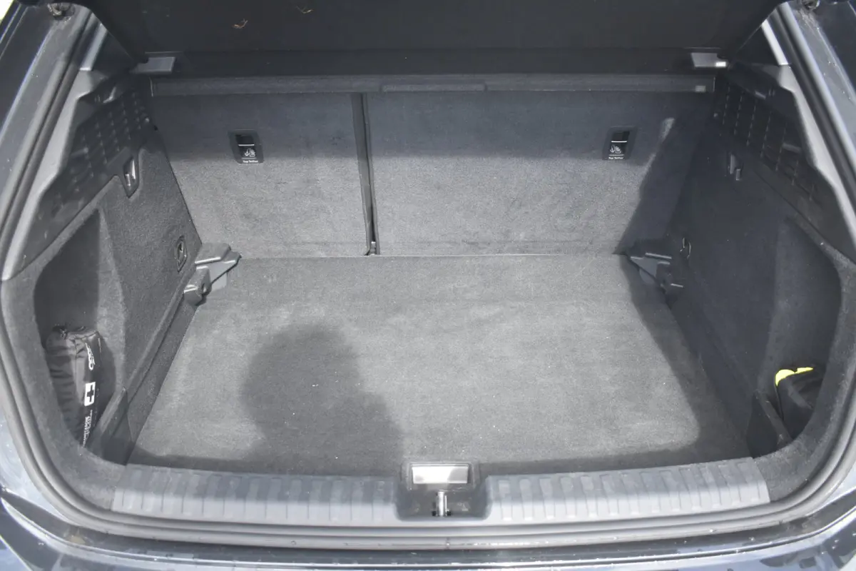 30 TFSI Advanced edition | Cruise Control | Verwarmbare voorstoelen | Afneembare trekhaak