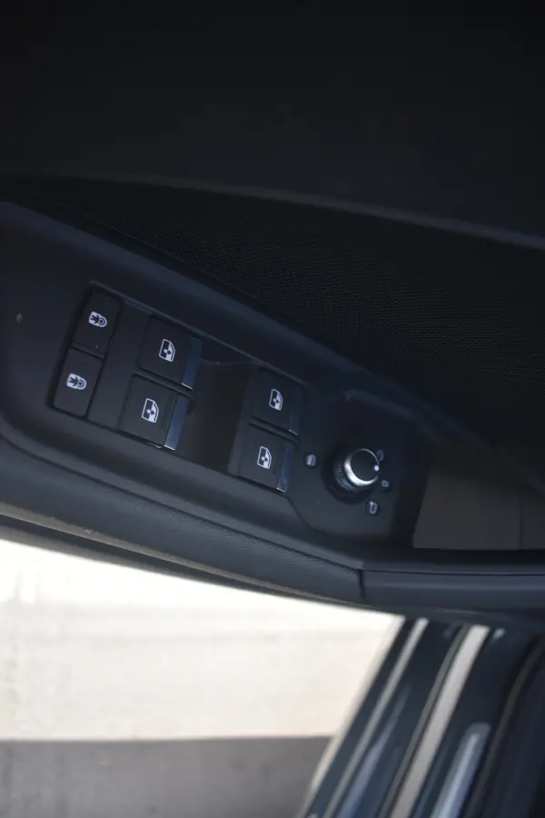 30 TFSI Advanced edition | Cruise Control | Verwarmbare voorstoelen | Afneembare trekhaak