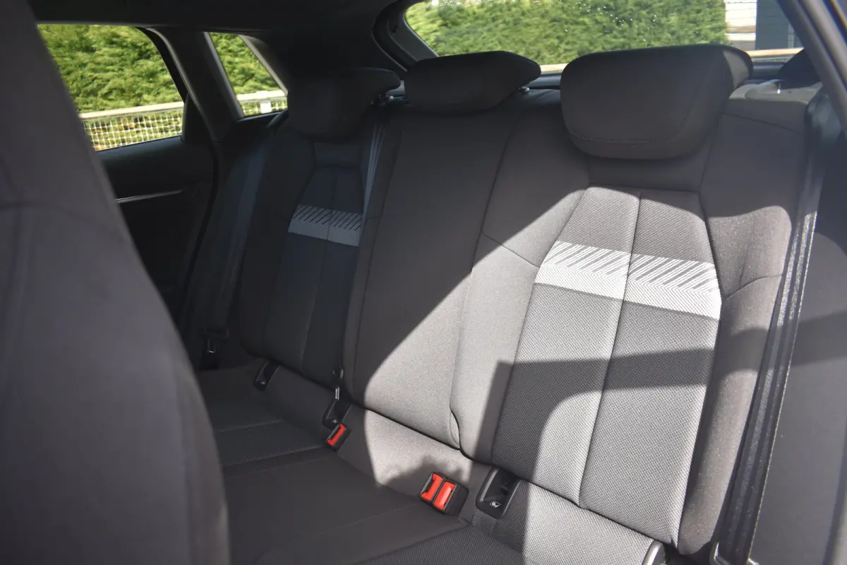 30 TFSI Advanced edition | Cruise Control | Verwarmbare voorstoelen | Afneembare trekhaak