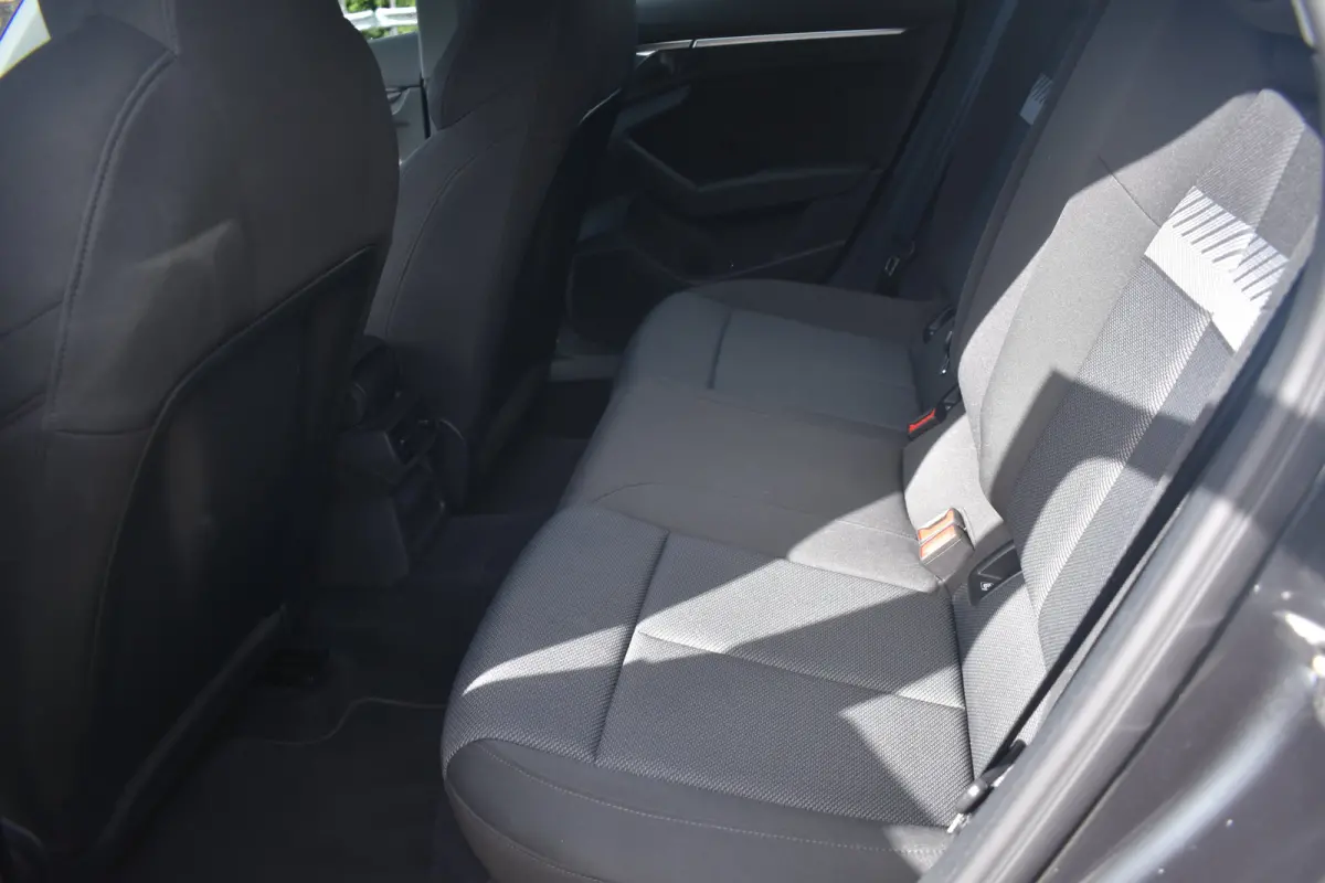 30 TFSI Advanced edition | Cruise Control | Verwarmbare voorstoelen | Afneembare trekhaak