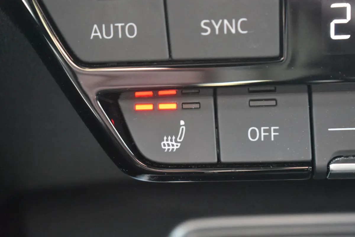 30 TFSI Advanced edition | Cruise Control | Verwarmbare voorstoelen | Afneembare trekhaak