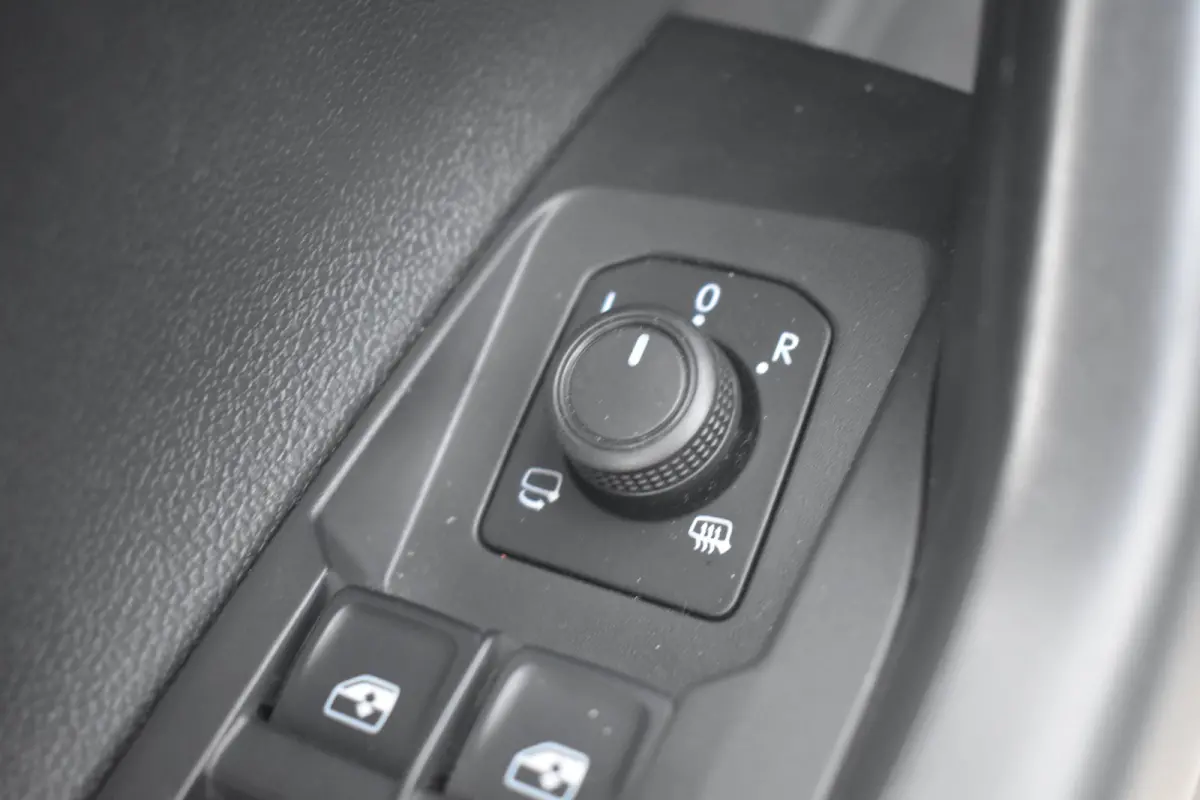 1.0 TSI 95PK Life Edition | CAMERA | ADAPT. CRUISE | APP. CONNECT | LED | DAB+