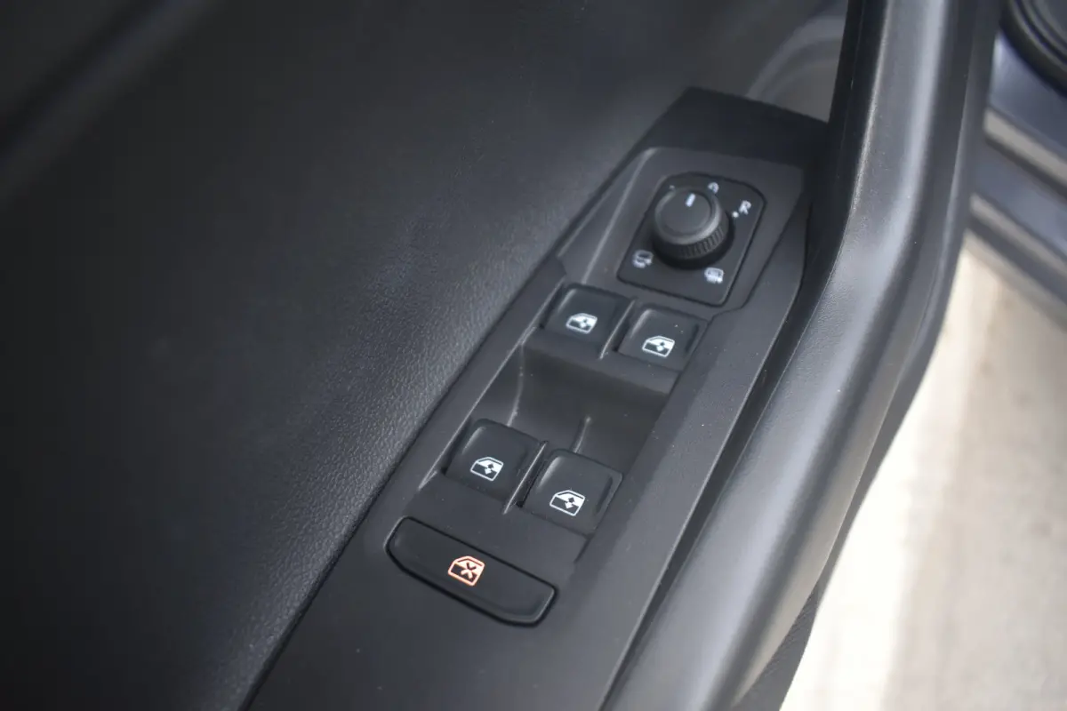 1.0 TSI 95PK Life Edition | CAMERA | ADAPT. CRUISE | APP. CONNECT | LED | DAB+