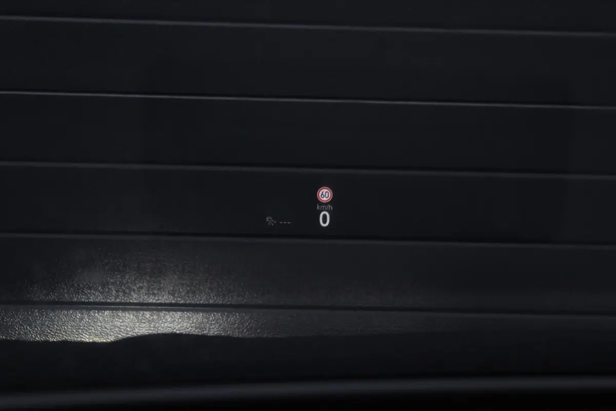 2.0 TSI 4Motion R-line Elegance | Panoramadak | Trekhaak | HUD | ACC | DCC | 360 Camera | Full Options