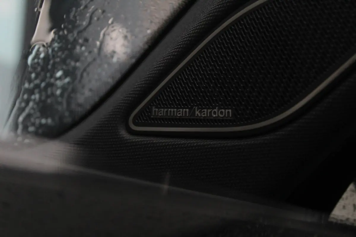 2.0 TSI 4Motion R-line Elegance | Panoramadak | Trekhaak | HUD | ACC | DCC | 360 Camera | Full Options