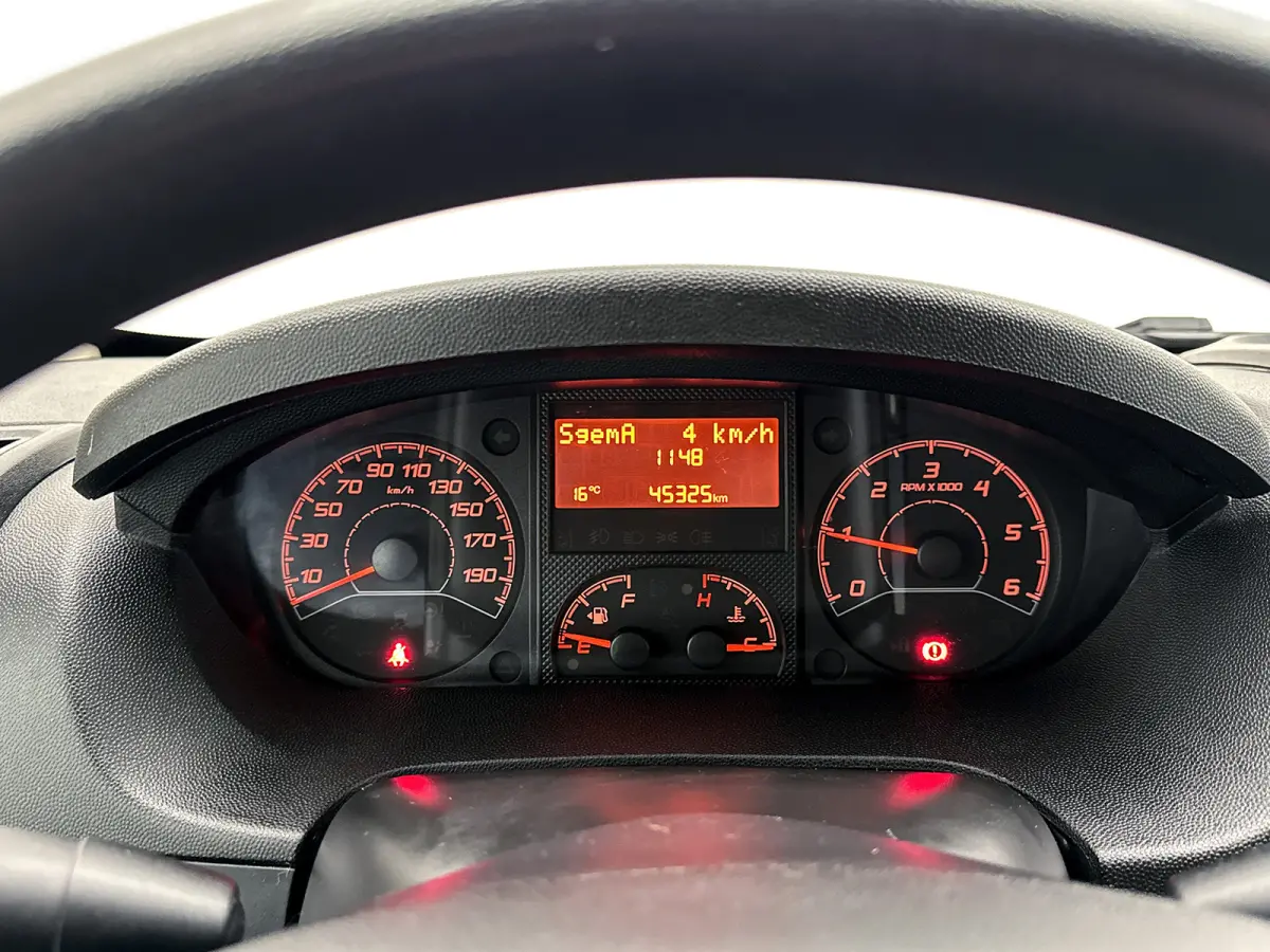 30 2.0 BlueHDi L2H1 Navigatie Betimmering Parkeersensoren Airco Euro 6