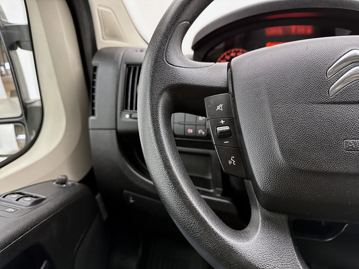 30 2.0 BlueHDi L2H1 Navigatie Betimmering Parkeersensoren Airco Euro 6