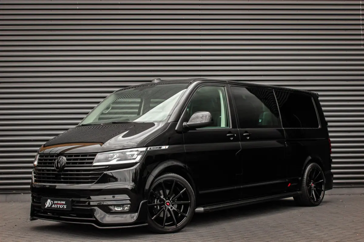 2.0 TDI L2H1 150PK BULLI DC DUBBEL CABINE / LEIGHTONVANS BODYKIT / FULL OPTINS / LEDER / FULL BLACK / APPLE