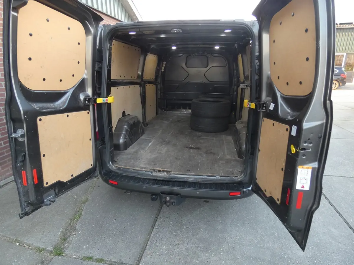 320 2.0 TDCI L2H1*Sport*dub.schuifdeuren