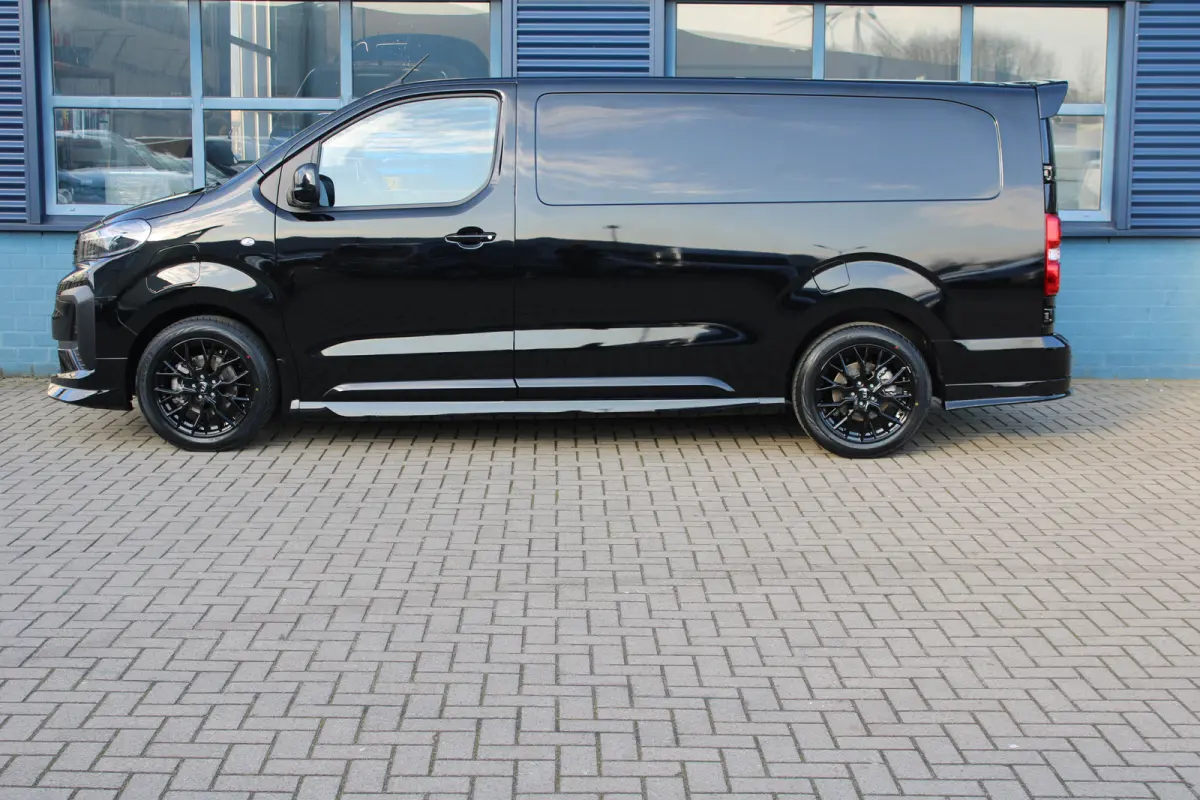 STX EDITION L3 75 kWh | CAMERA | BETIMMERING | STOEL + STUUR VERWARMING | APPLE CARPLAY/ANDROID AUTO |