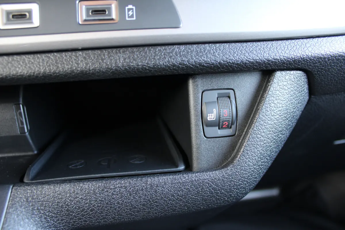 STX EDITION L3 75 kWh | CAMERA | BETIMMERING | STOEL + STUUR VERWARMING | APPLE CARPLAY/ANDROID AUTO |