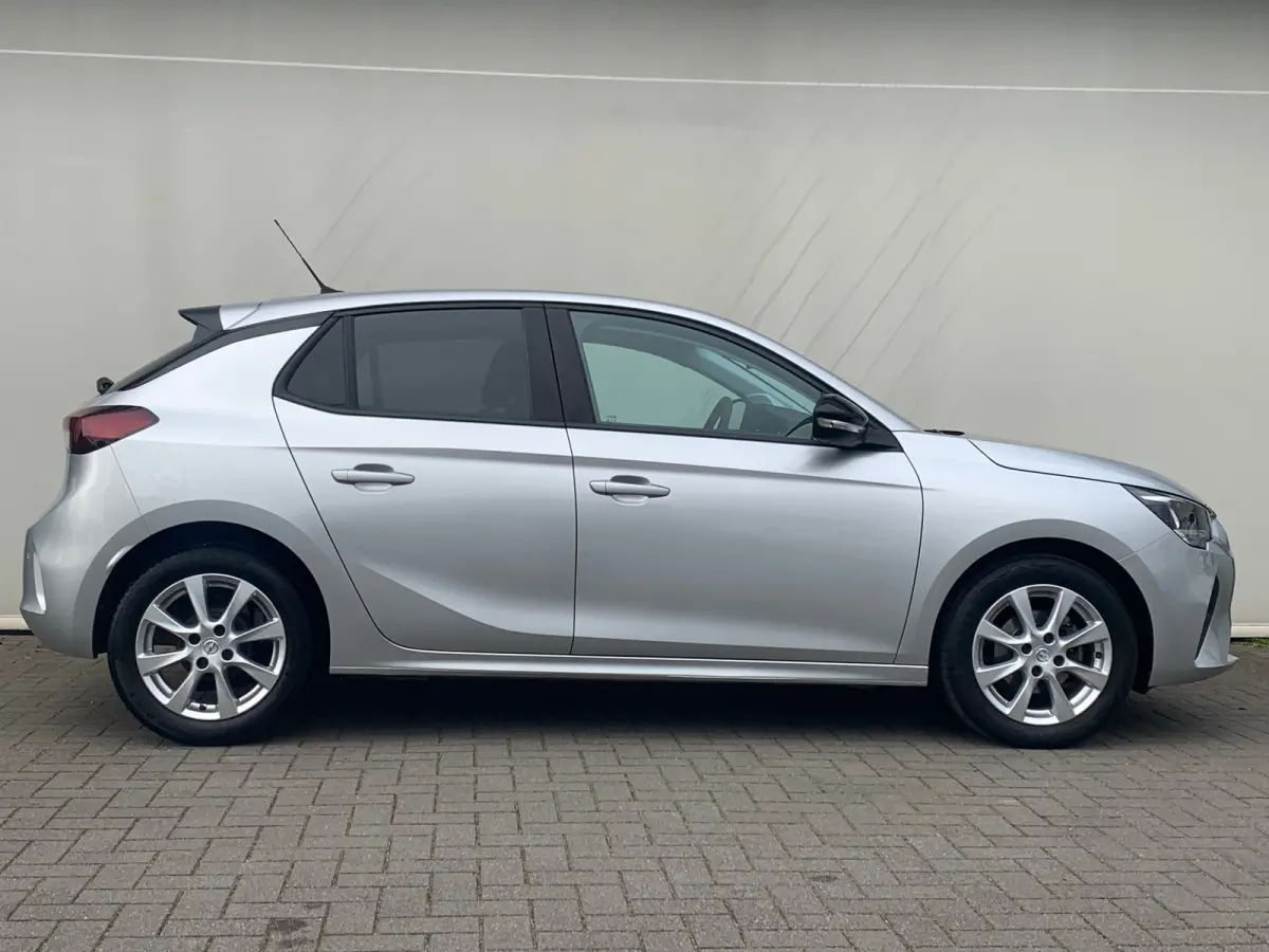 1.2 Edition Airco | AppleCarplay/ Android Auto | Cruise Control | DAB | LMV 16" |