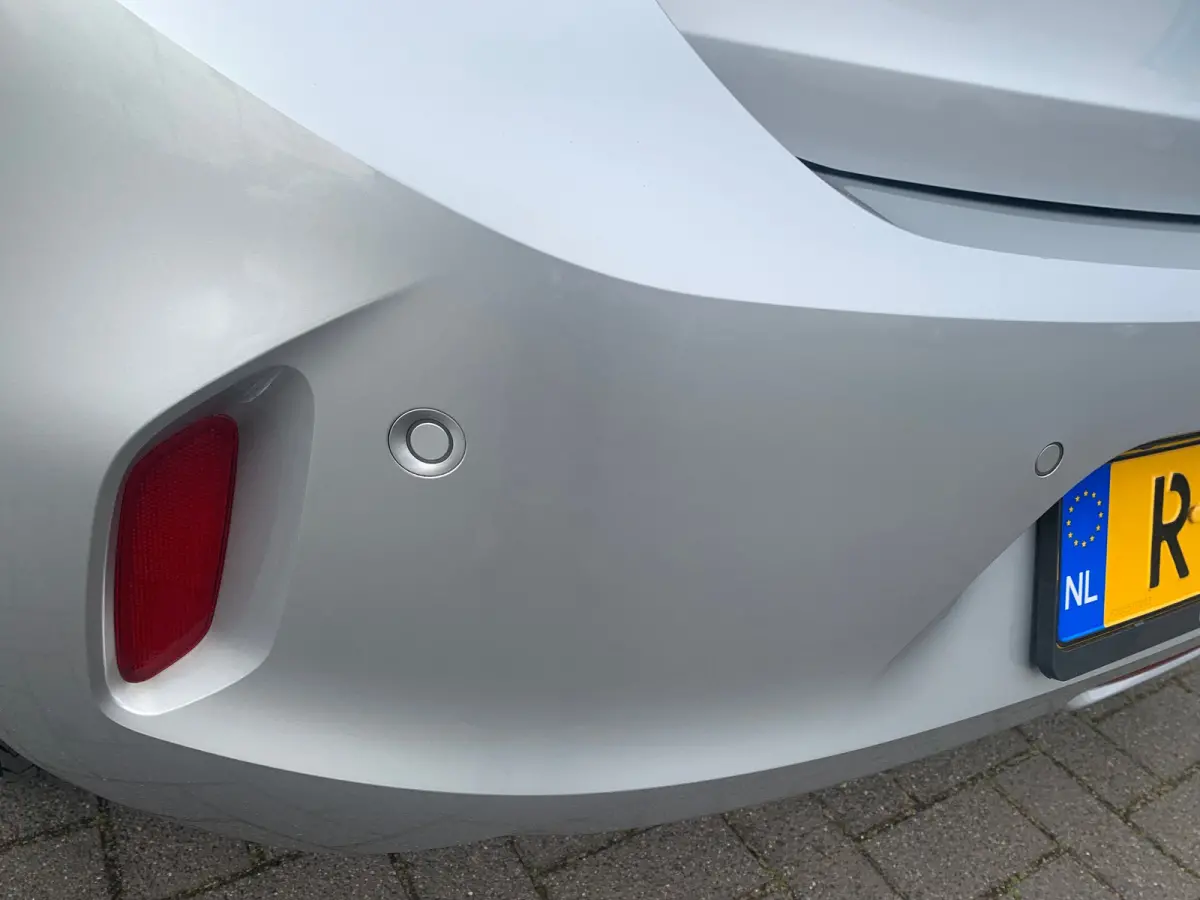 1.2 Edition Airco | AppleCarplay/ Android Auto | Cruise Control | DAB | LMV 16" |