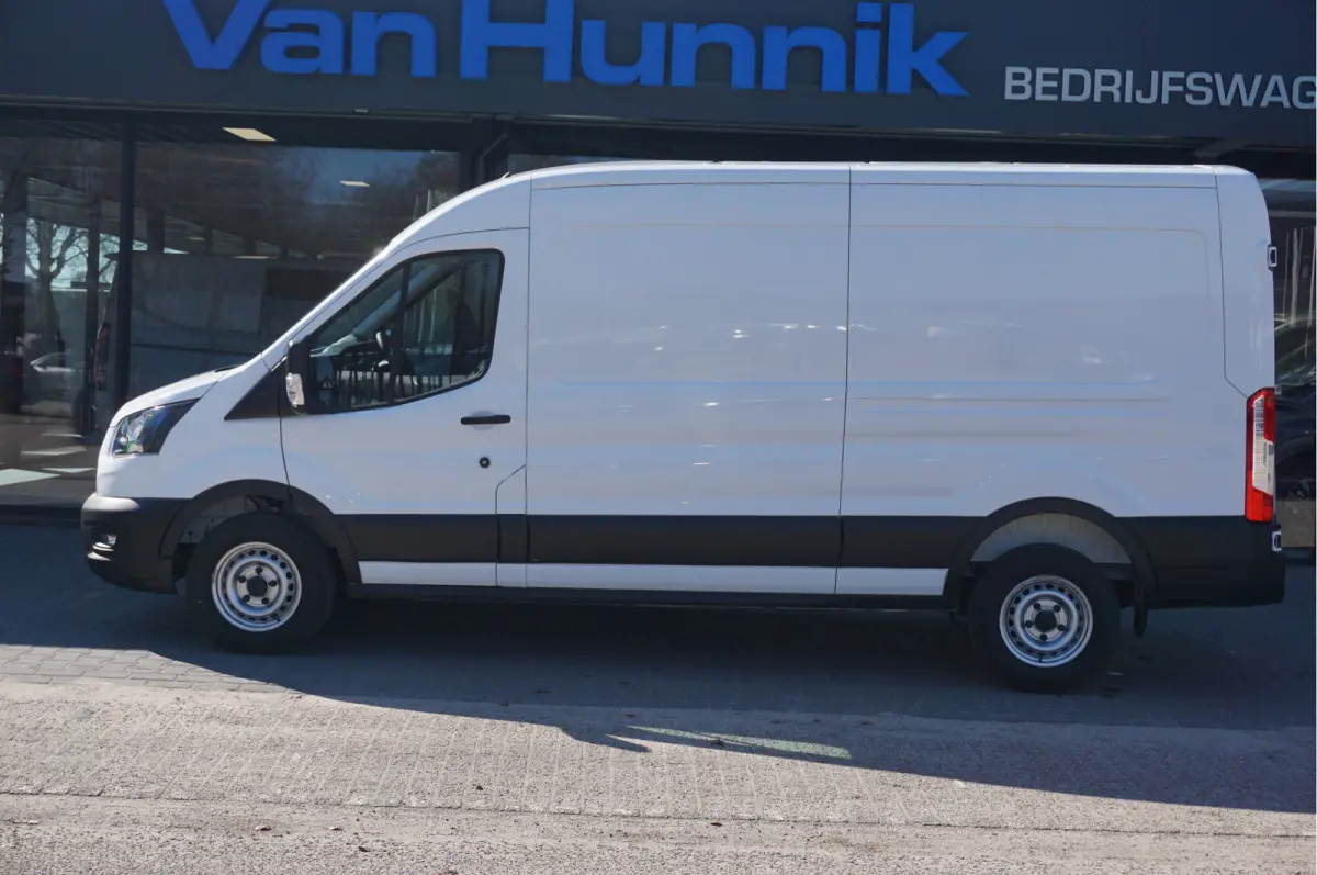 350L 105PK L3H2 BPM VRIJ!! Airco, PDC, Bluetooth! NR. J344*