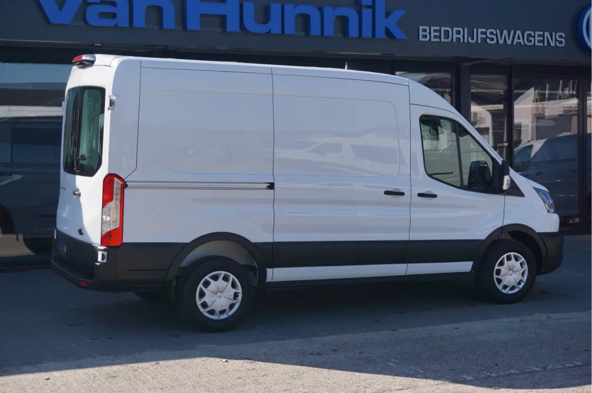 330M 105PK Trend L2H2 BPM VRIJ!! Airco, Cruise, Camera!! NR. J340*