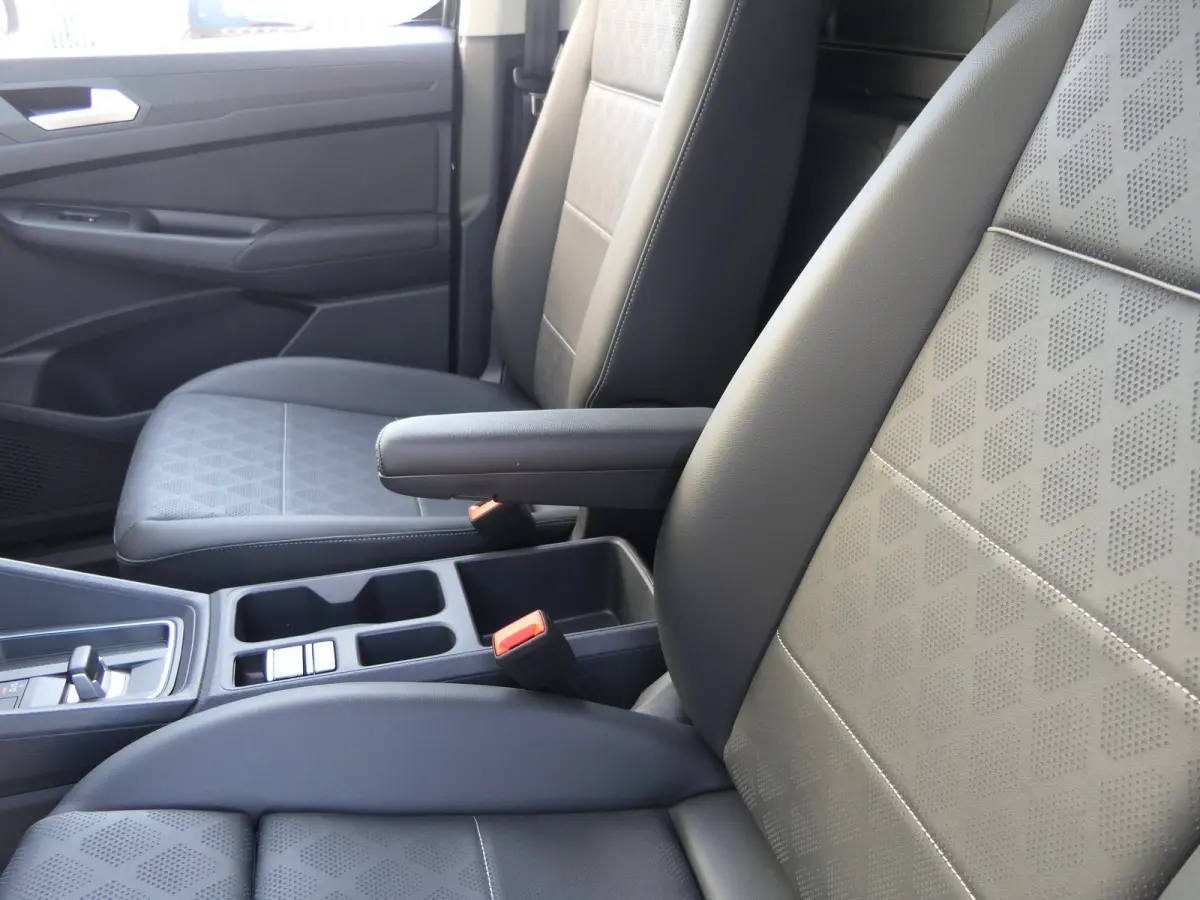 1.5 EcoBoost PHEV L2 Limited | Dubbele Schuifdeur | Trekhaak | Navigatie | Lichtmetalen Velgen | Stoelverwarming