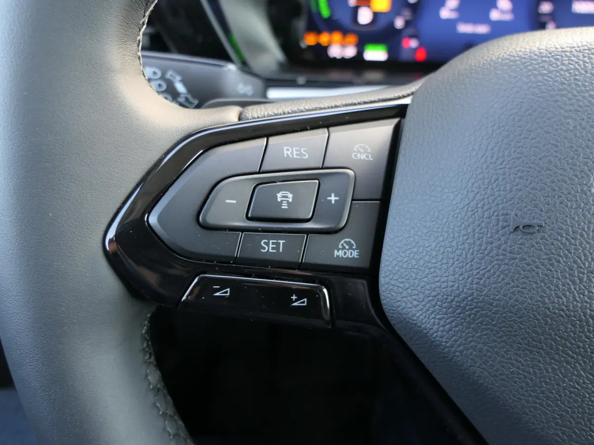 1.5 EcoBoost PHEV L2 Limited | Dubbele Schuifdeur | Trekhaak | Navigatie | Lichtmetalen Velgen | Stoelverwarming