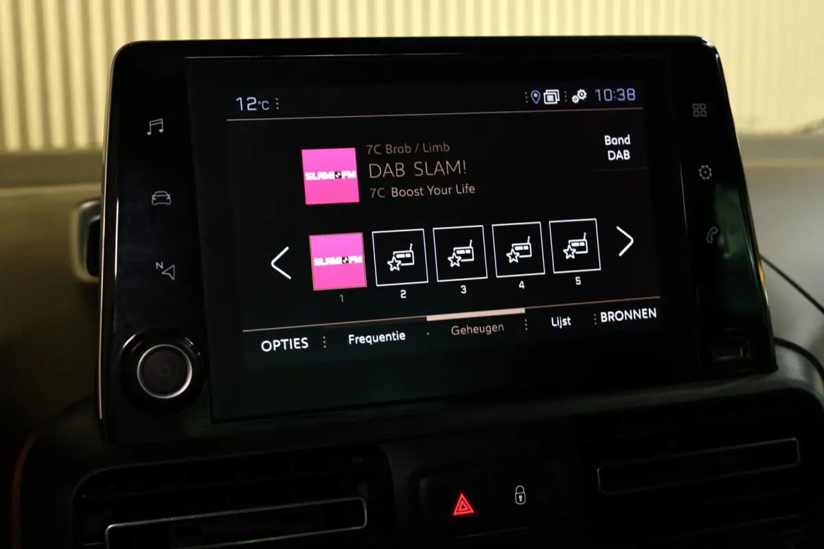 1.2 Puretech GT-Line AUT CARPLAY CAM NAV PANO DAB STOELVW '21