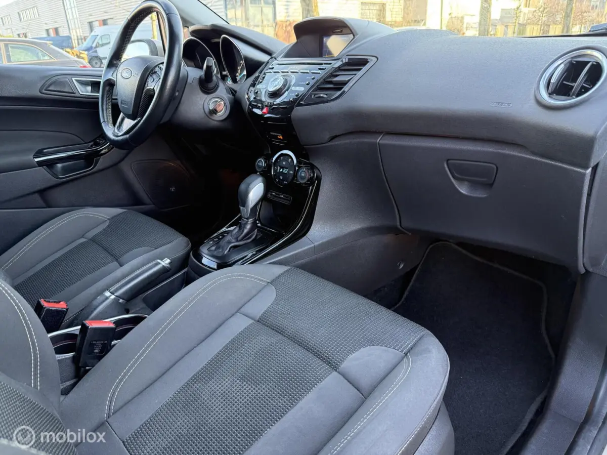 1.0 EcoBoost Titanium AUTOMAAT
