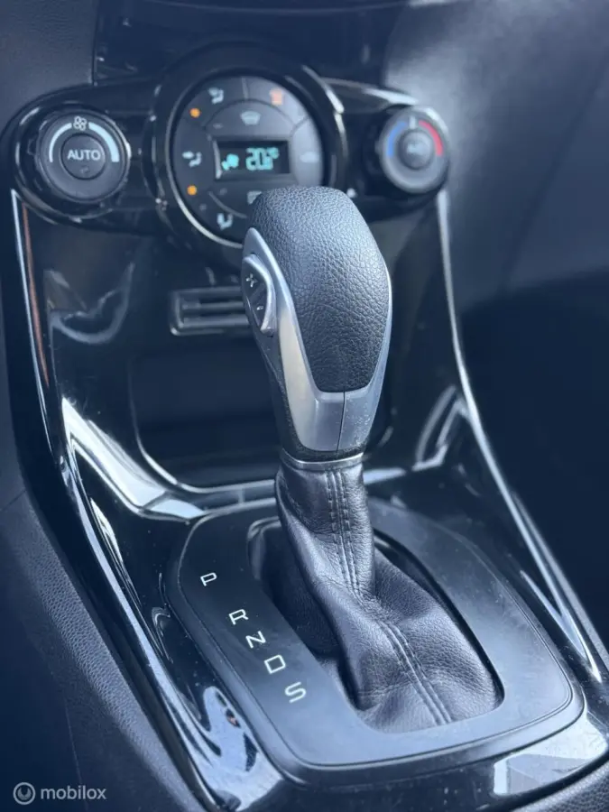 1.0 EcoBoost Titanium AUTOMAAT