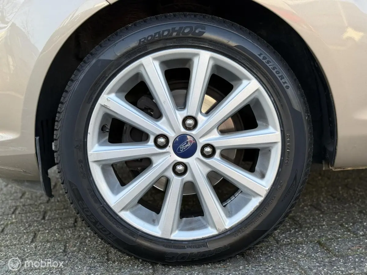 1.0 EcoBoost Titanium AUTOMAAT