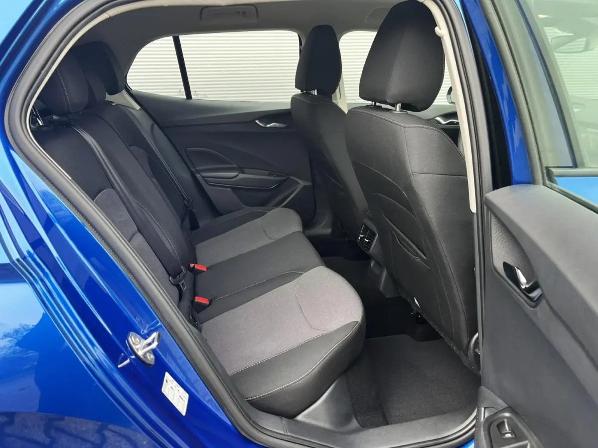 1.0 TSI 95pk Business Edition | Smartlink Navigatie | Stoelverwarming | Camera