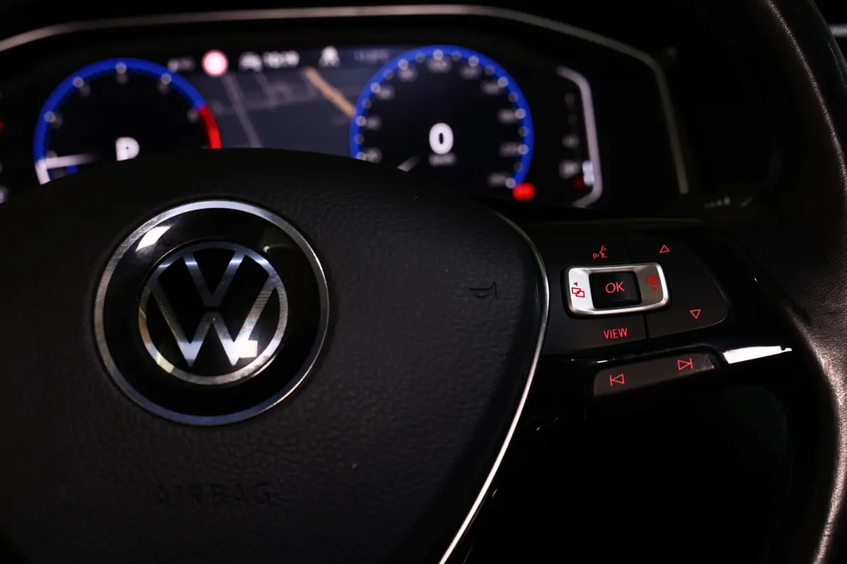 1.0 TSI Highline VIRTUAL PANODAK NAVI ACC CAMERA ECC '20