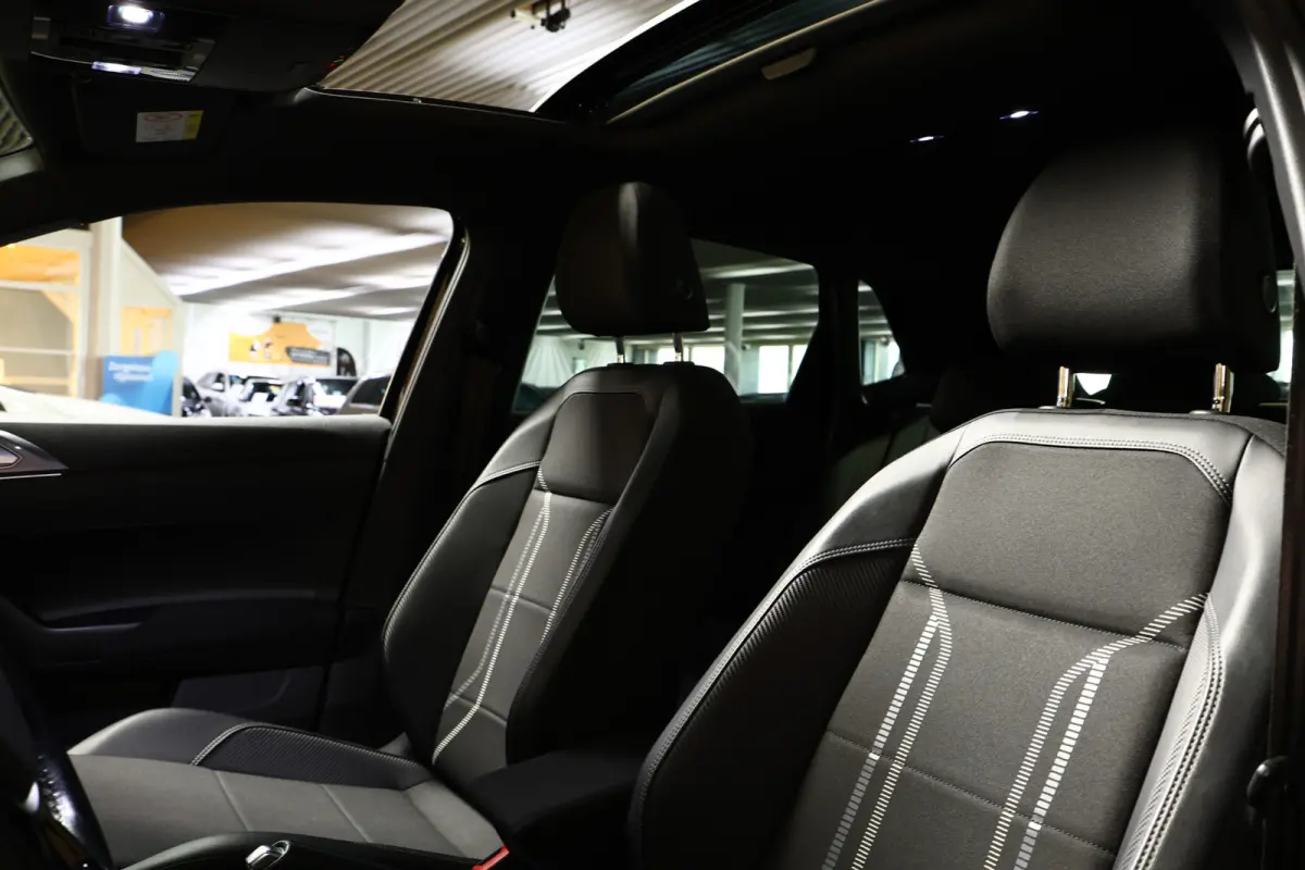 1.0 TSI Highline VIRTUAL PANODAK NAVI ACC CAMERA ECC '20