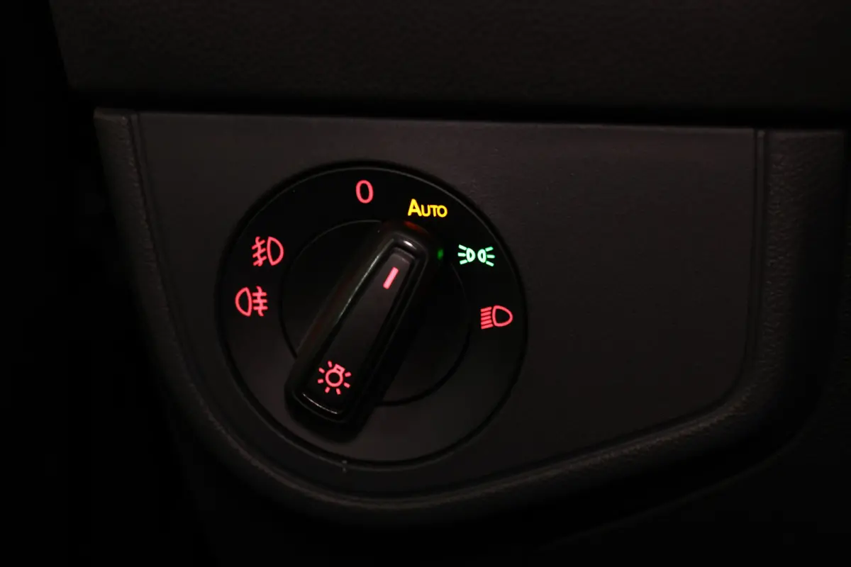 1.0 TSI Highline VIRTUAL PANODAK NAVI ACC CAMERA ECC '20