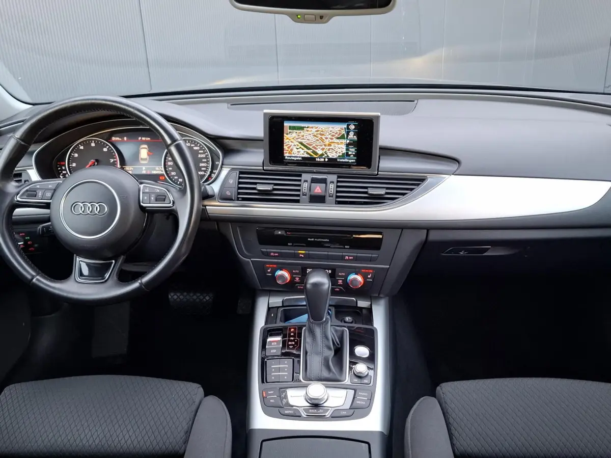 1.8 TFSI ultra Business Edition AUTOMAAT