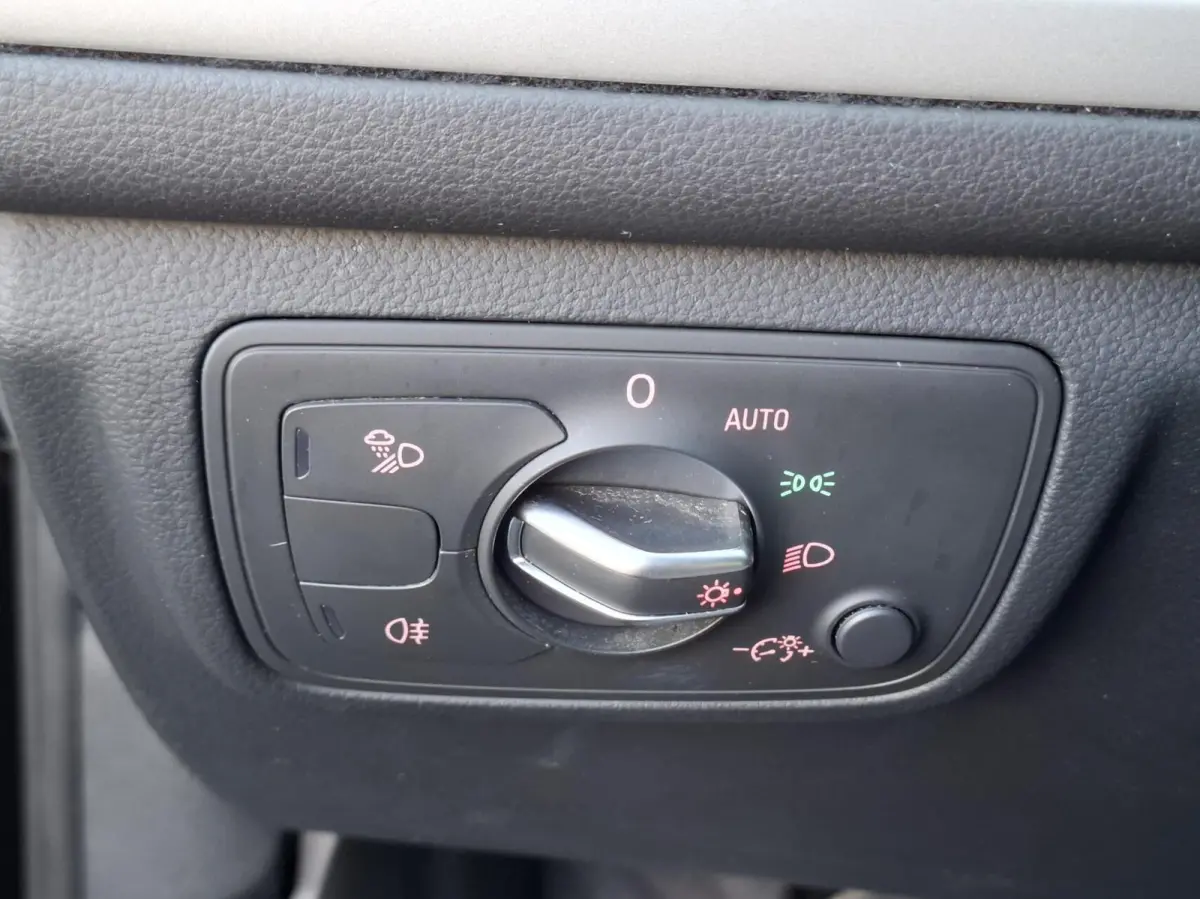 1.8 TFSI ultra Business Edition AUTOMAAT
