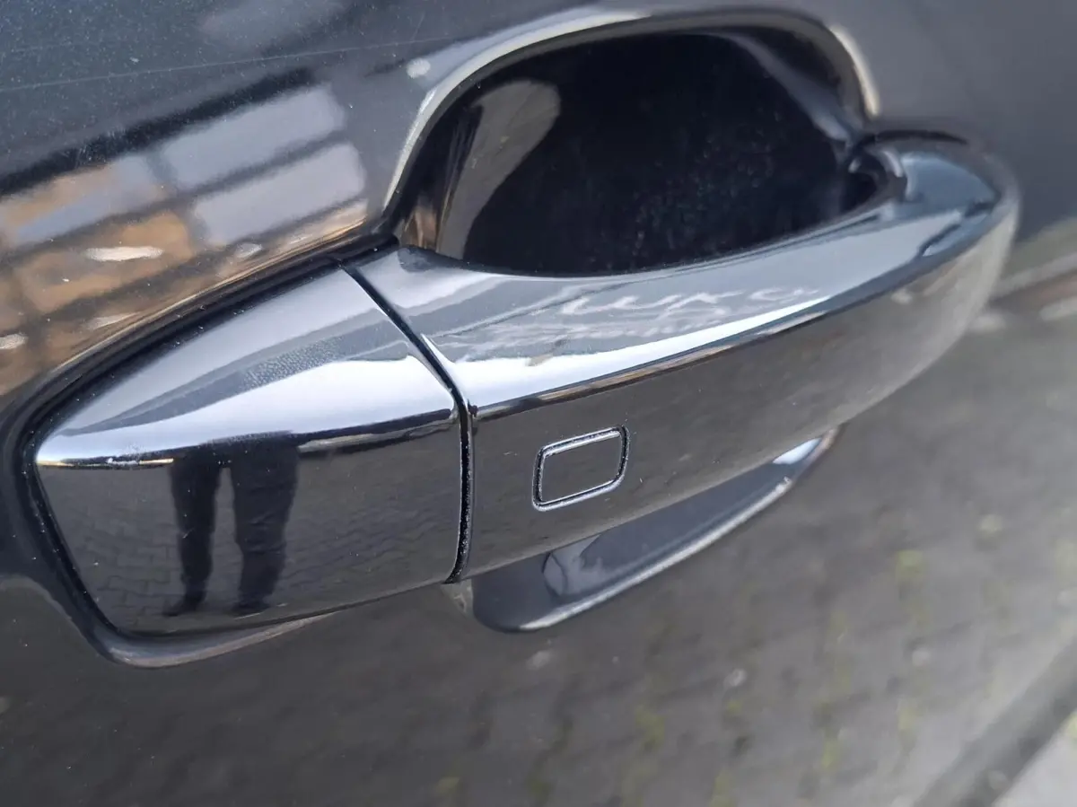 1.8 TFSI ultra Business Edition AUTOMAAT