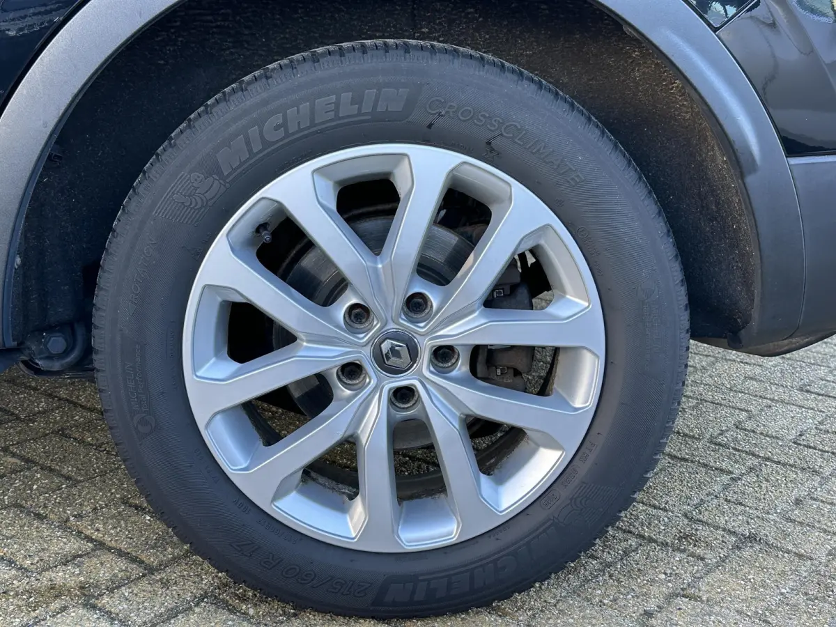 1.2 TCe Intens 131PK | Dealeronderhouden | NL AUTO | Trekhaak | 1500KG Trekgewicht | Dodehoekdetectie | Achteruitrijcamera | Climate Control |