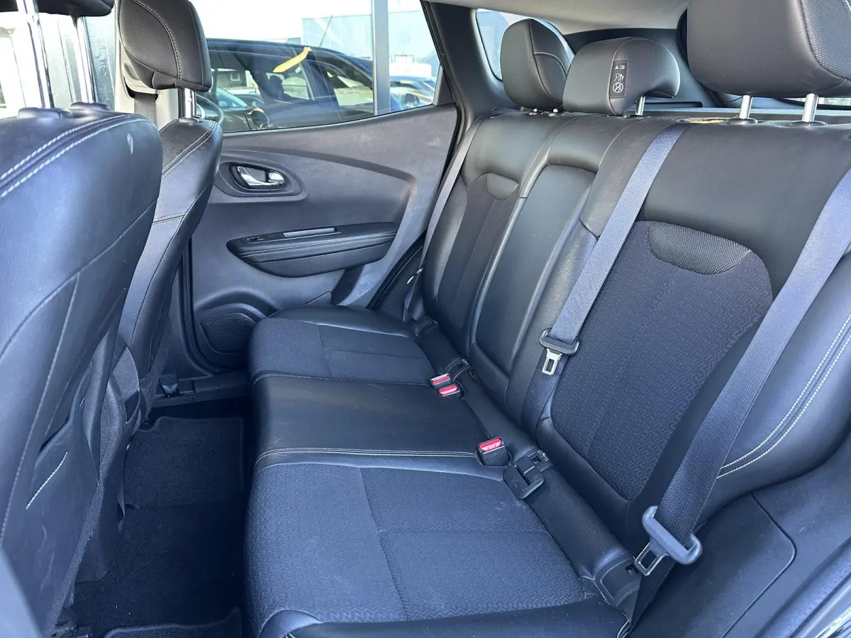 1.2 TCe Intens 131PK | Dealeronderhouden | NL AUTO | Trekhaak | 1500KG Trekgewicht | Dodehoekdetectie | Achteruitrijcamera | Climate Control |