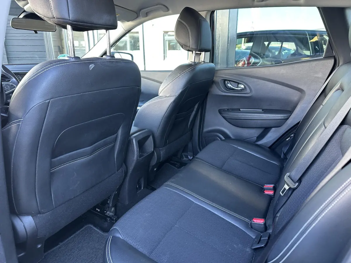 1.2 TCe Intens 131PK | Dealeronderhouden | NL AUTO | Trekhaak | 1500KG Trekgewicht | Dodehoekdetectie | Achteruitrijcamera | Climate Control |