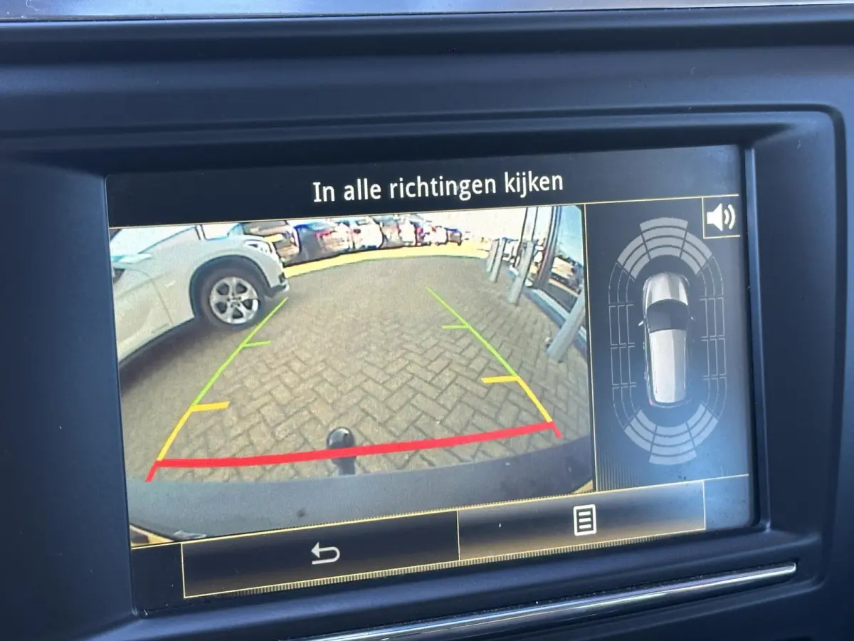 1.2 TCe Intens 131PK | Dealeronderhouden | NL AUTO | Trekhaak | 1500KG Trekgewicht | Dodehoekdetectie | Achteruitrijcamera | Climate Control |