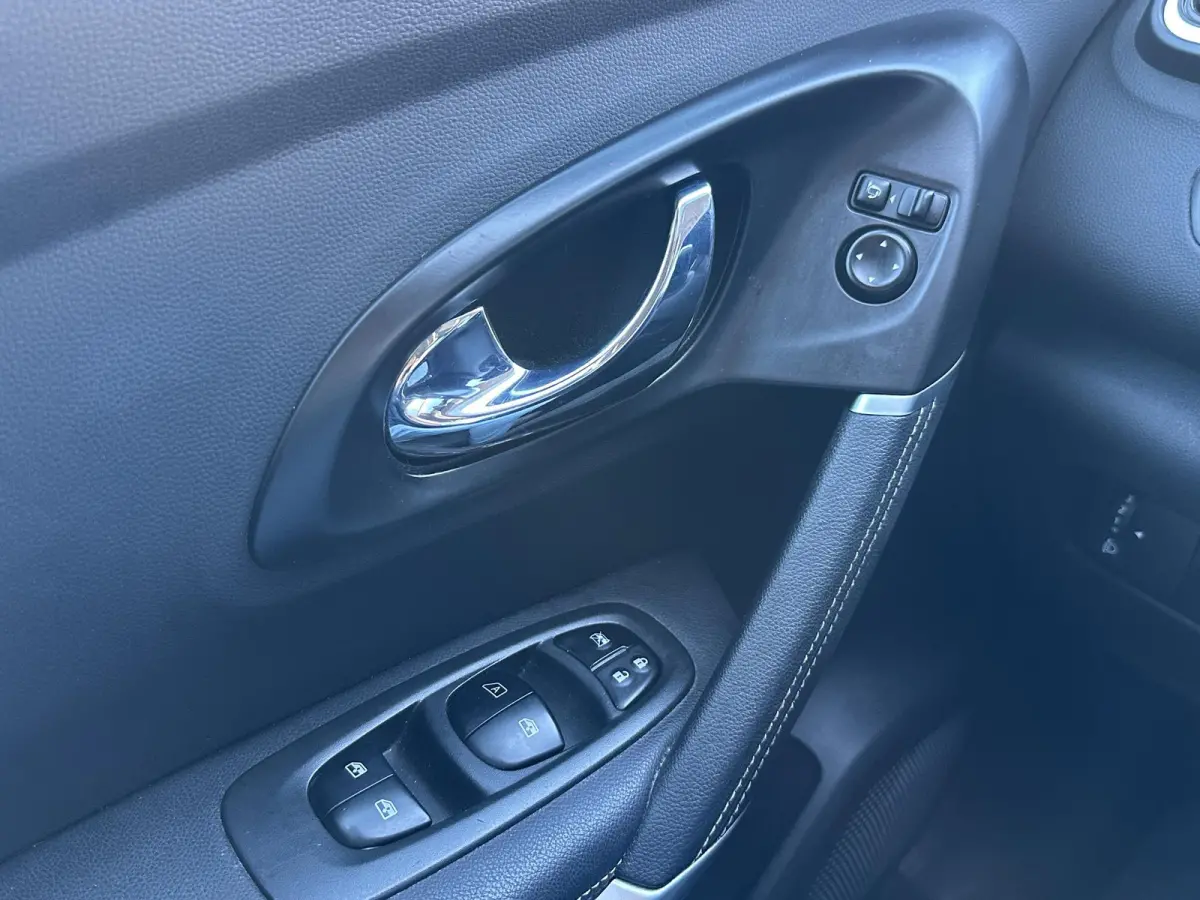 1.2 TCe Intens 131PK | Dealeronderhouden | NL AUTO | Trekhaak | 1500KG Trekgewicht | Dodehoekdetectie | Achteruitrijcamera | Climate Control |