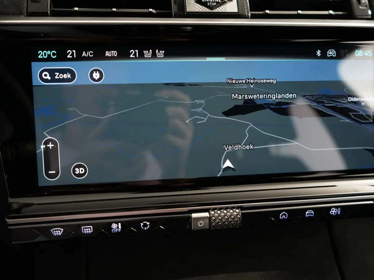 Ligne Business | 10" capacitive touchscreen (personaliseerbaar) | DS IRIS System | Mirror Screen (Apple Carplay, Android Auto)