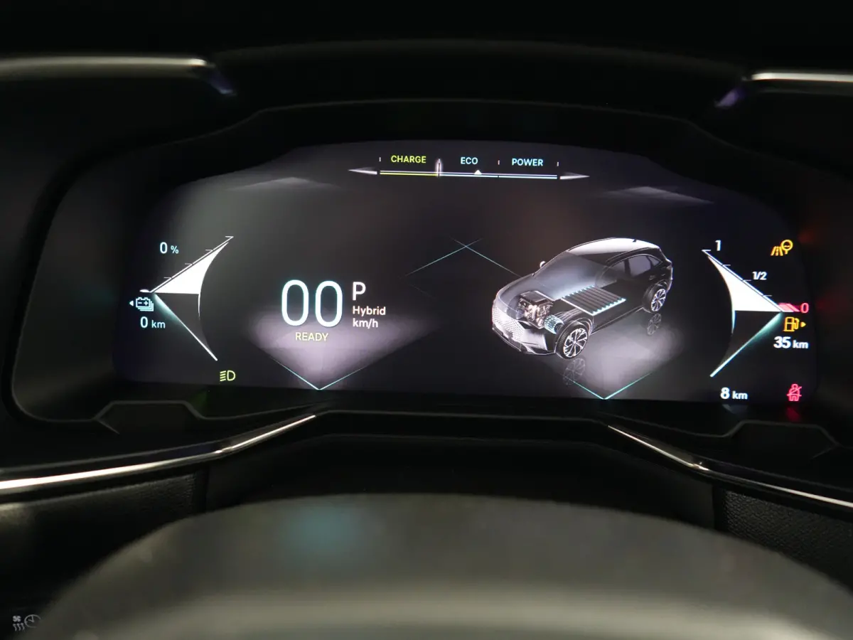Ligne Business | 10" capacitive touchscreen (personaliseerbaar) | DS IRIS System | Mirror Screen (Apple Carplay, Android Auto)