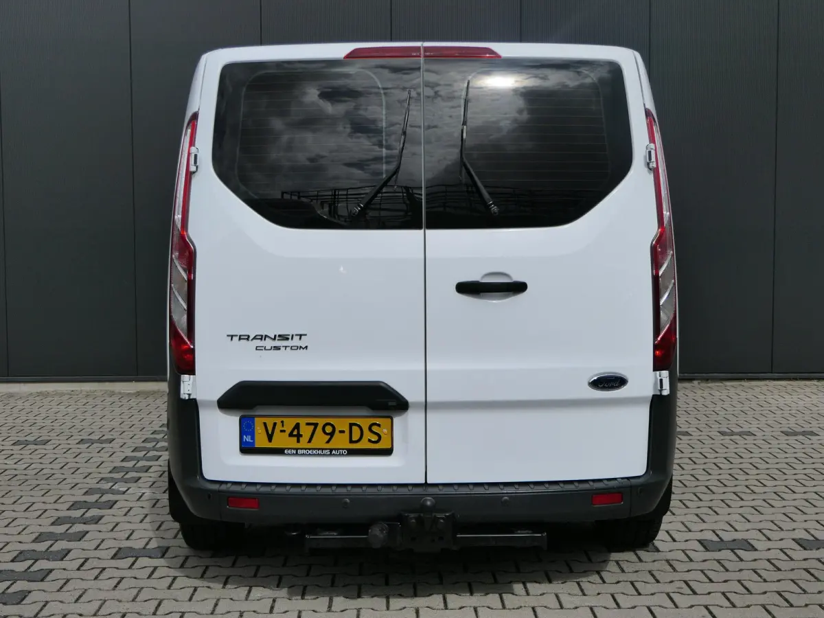290 2.2 TDCI L2H1 Trend DC | Dubbele Cabine | 5-Persoons | Trekhaak | Camera | Stoelverwarming | Verwarmde Voorruit | Navigatie