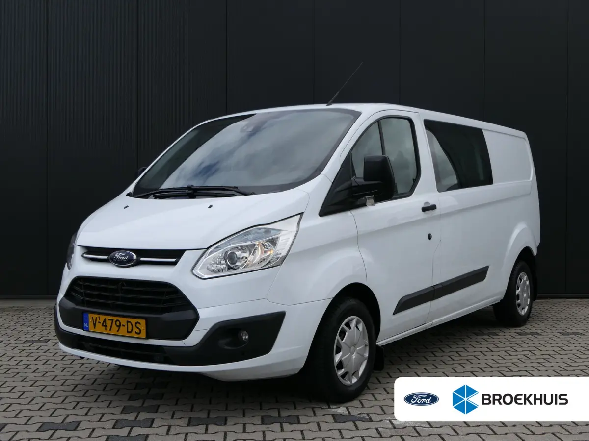 290 2.2 TDCI L2H1 Trend DC | Dubbele Cabine | 5-Persoons | Trekhaak | Camera | Stoelverwarming | Verwarmde Voorruit | Navigatie